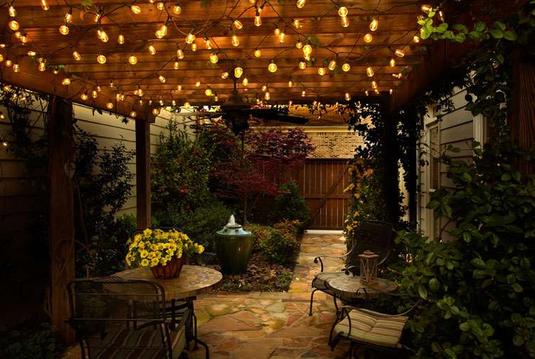 Mesmerizing garden light elements