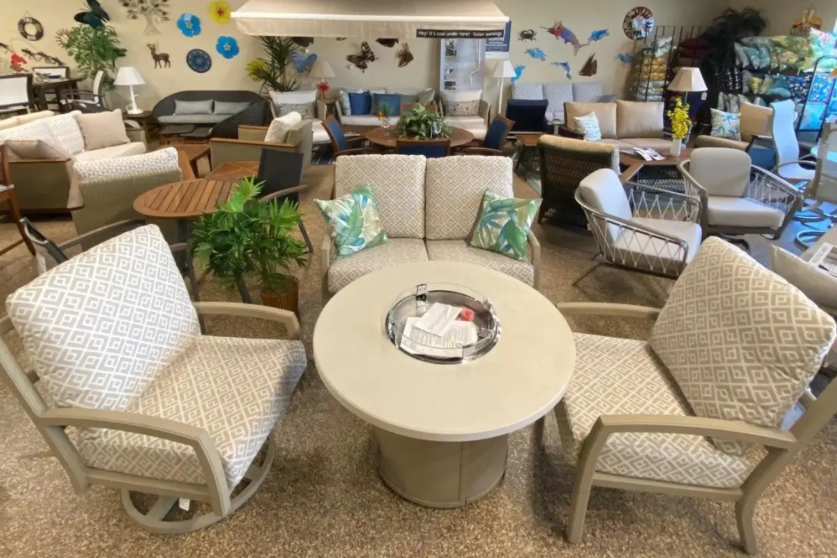 Tropitone furniture store in the USA