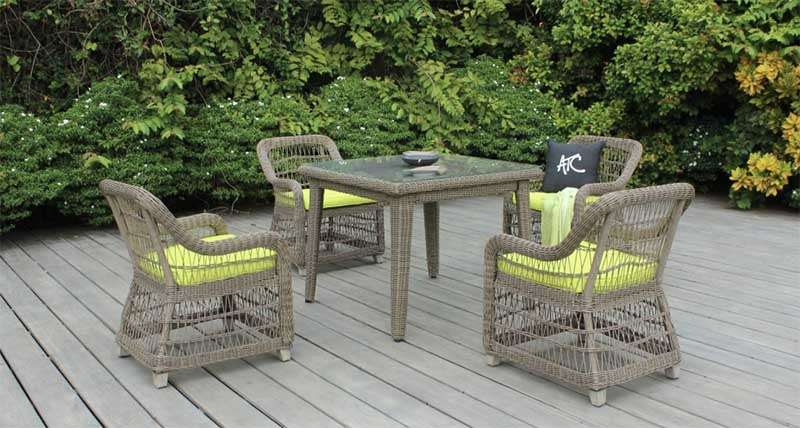 best-rated-outdoor-wicker-furniture-5.jpg