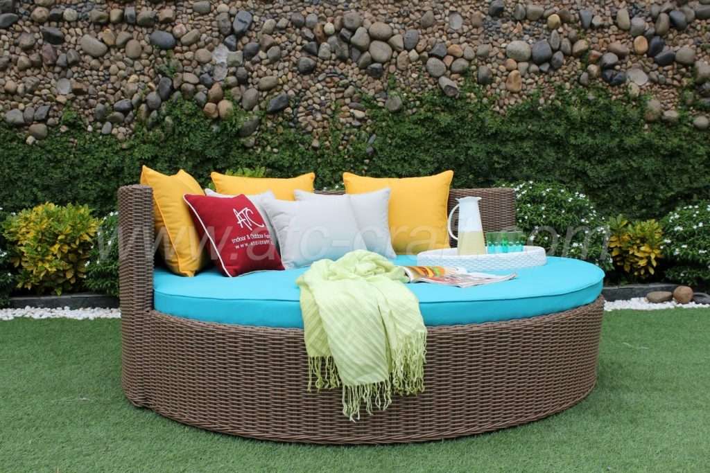 synthetic-wicker-is-another-ideal-material-to-look-for-1024x683.jpg