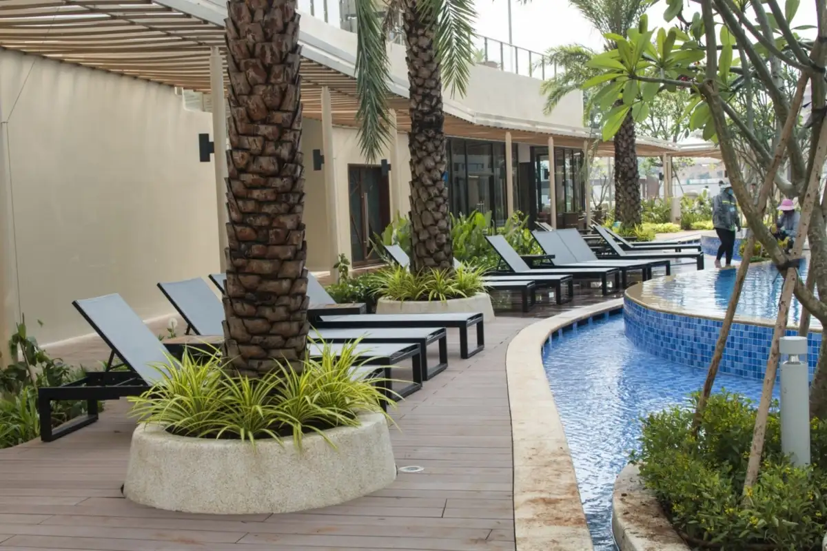Tại sao Việt Nam là điểm đến lý tưởng để mua sắm nội thất hospitality – Hướng dẫn sourcing cho khách hàng quốc tế