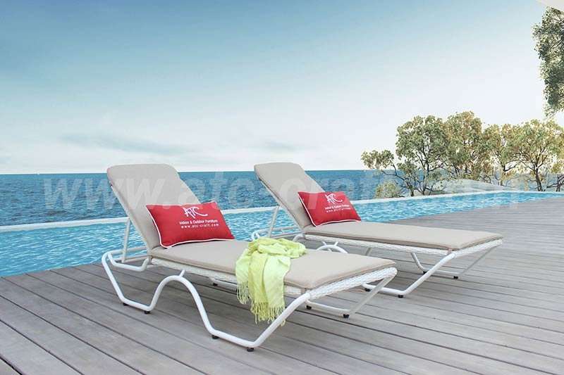 which-type-of-beach-chairs-to-select-top-4-top-selling-models-today3.jpg