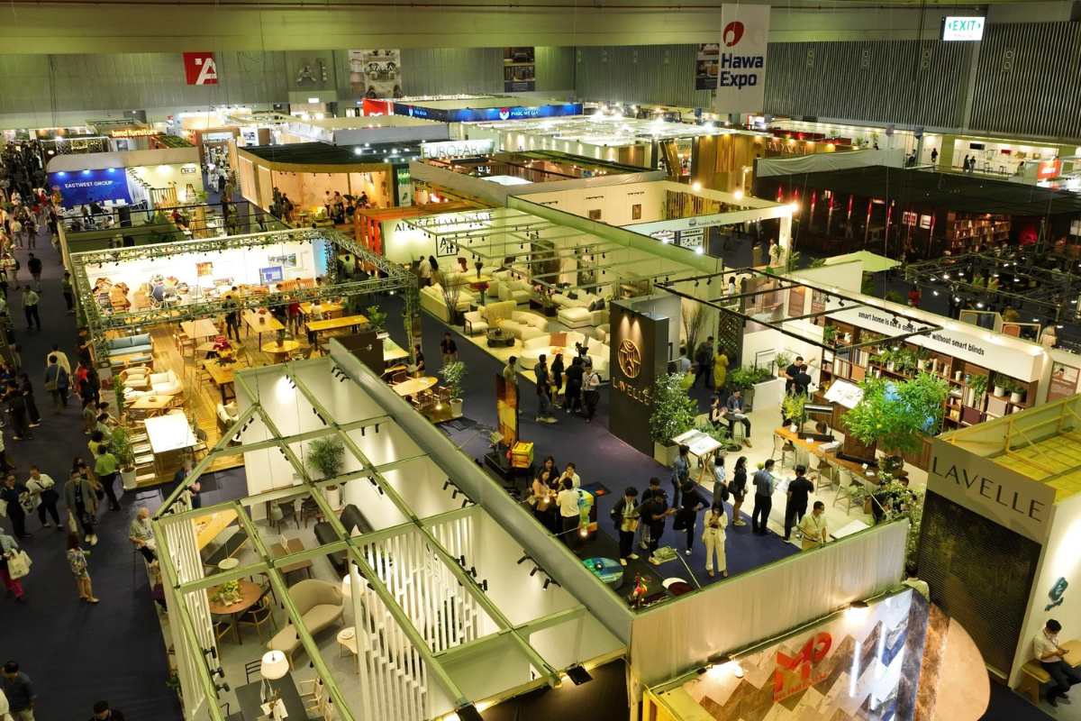 Panoramic view of HAWA Expo 2026 exhibition floor at SECC Ho Chi Minh City featuring B2B furniture booths