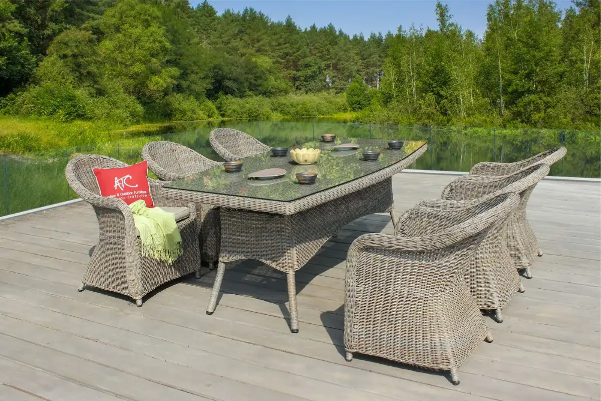 Hình ảnh ghế ăn ngoài trời bằng mây nhựa sự lựa chọn bền bỉ trước thời tiết