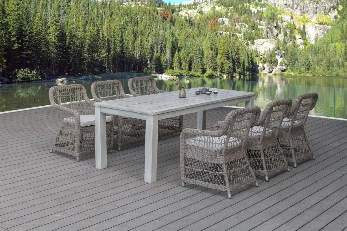 Hình ảnh bộ bàn ăn mây nhựa SAND với thiết kế tinh xảo