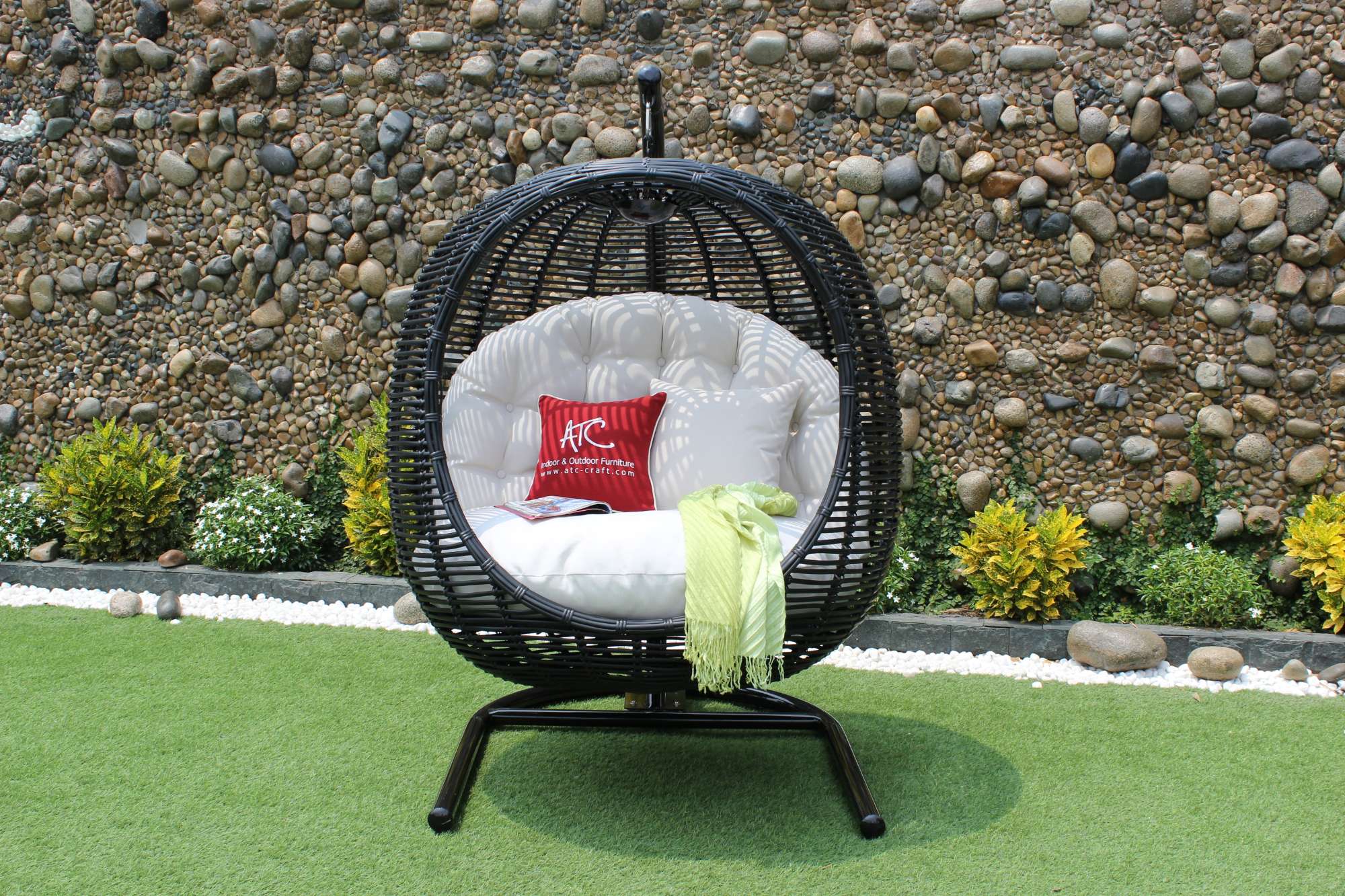 What Makes The Best Outdoor Furniture Brands In The Market?