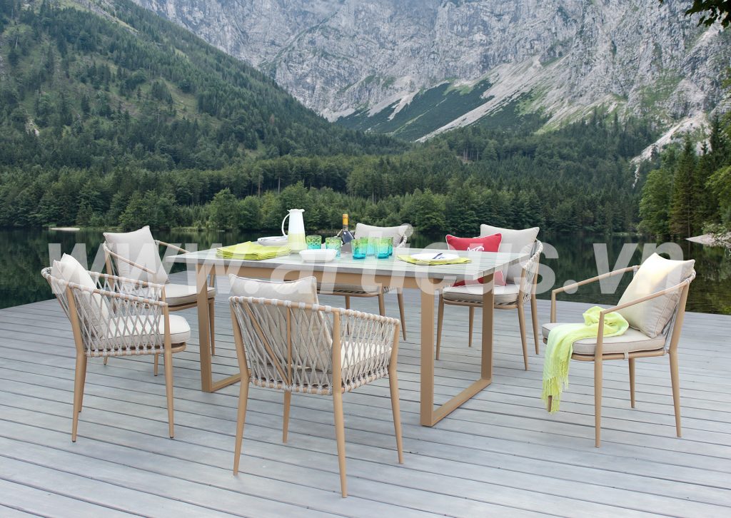 6 Chairs With Outdoor Flat Rope And Wood Top Dining Table